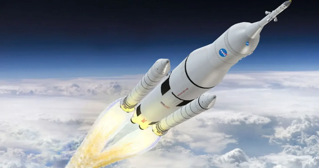 Longxing-2 rocket launching from Haiyang, Shandong province, during a high-altitude test for reusable space technology.